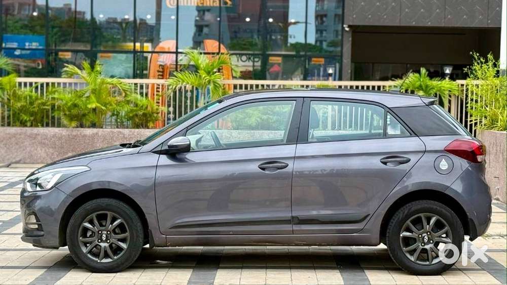 Hyundai I20 Sportz Plus Dual Tone, 2019, Petrol