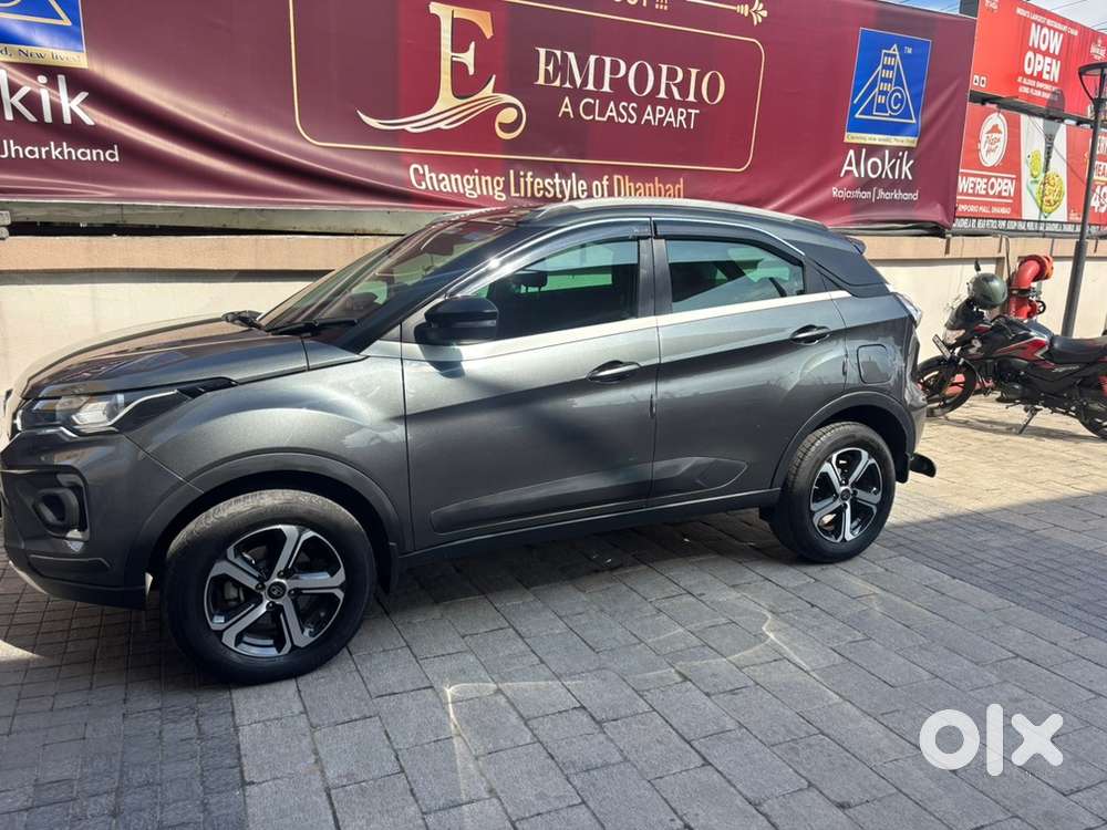 Tata Nexon Petrol Well Maintained
