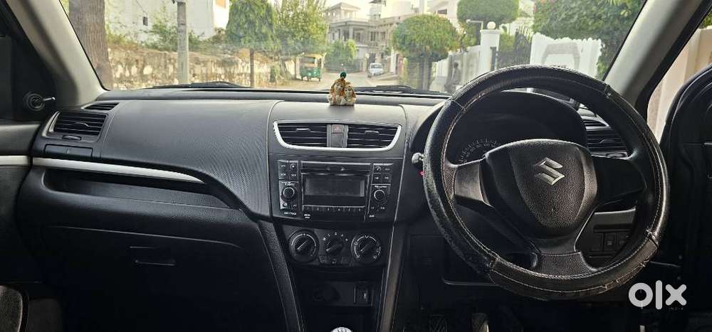 Maruti Suzuki Swift Lxi Optional-o, 2016, Petrol