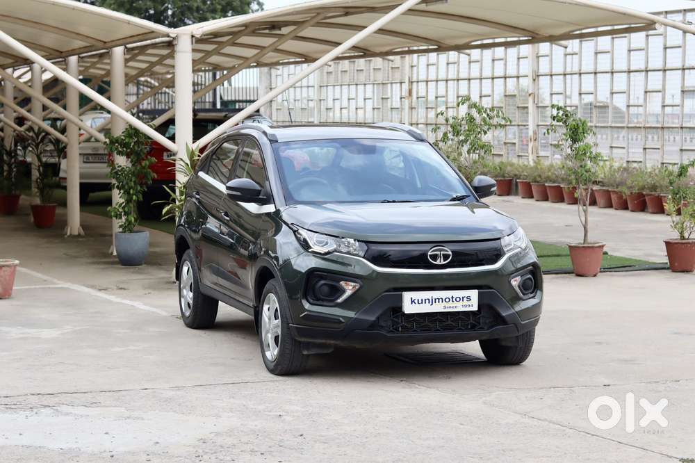 Tata Nexon 1.2 Revotron Xma Amt (s), 2021, Petrol