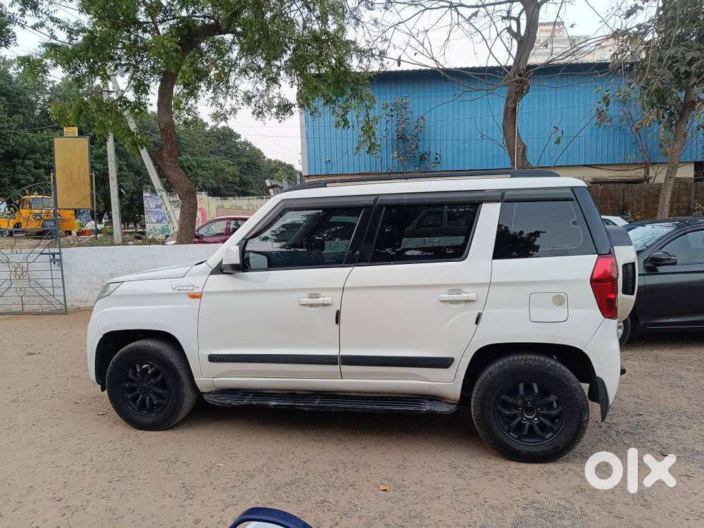 Mahindra Tuv 300 T8, 2017, Diesel