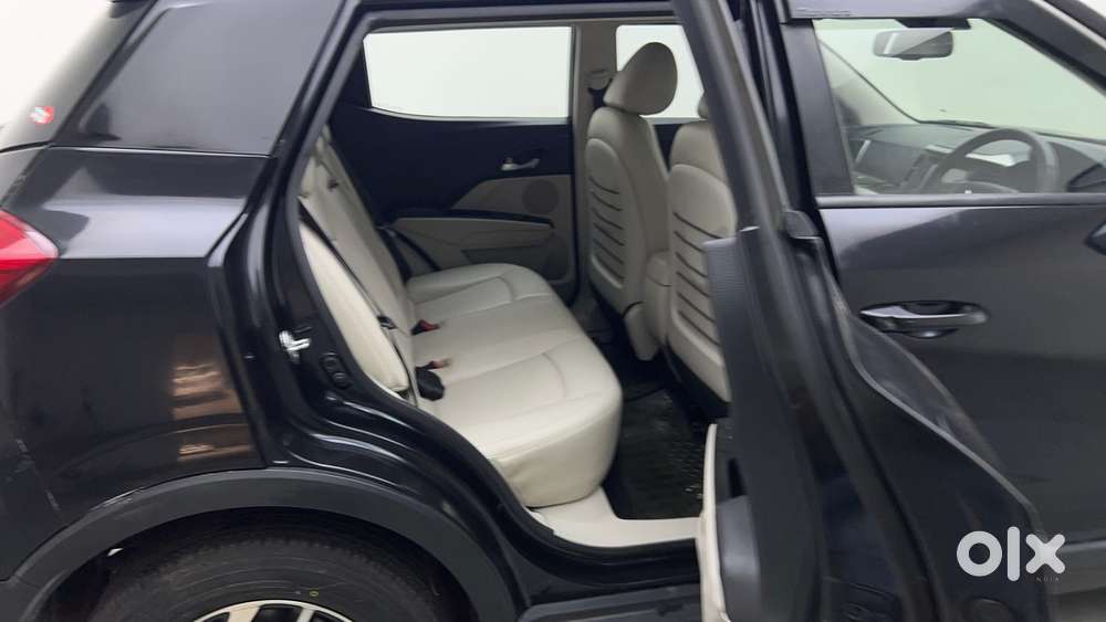 Mahindra Xuv300 W8 Option Diesel, 2022, Diesel