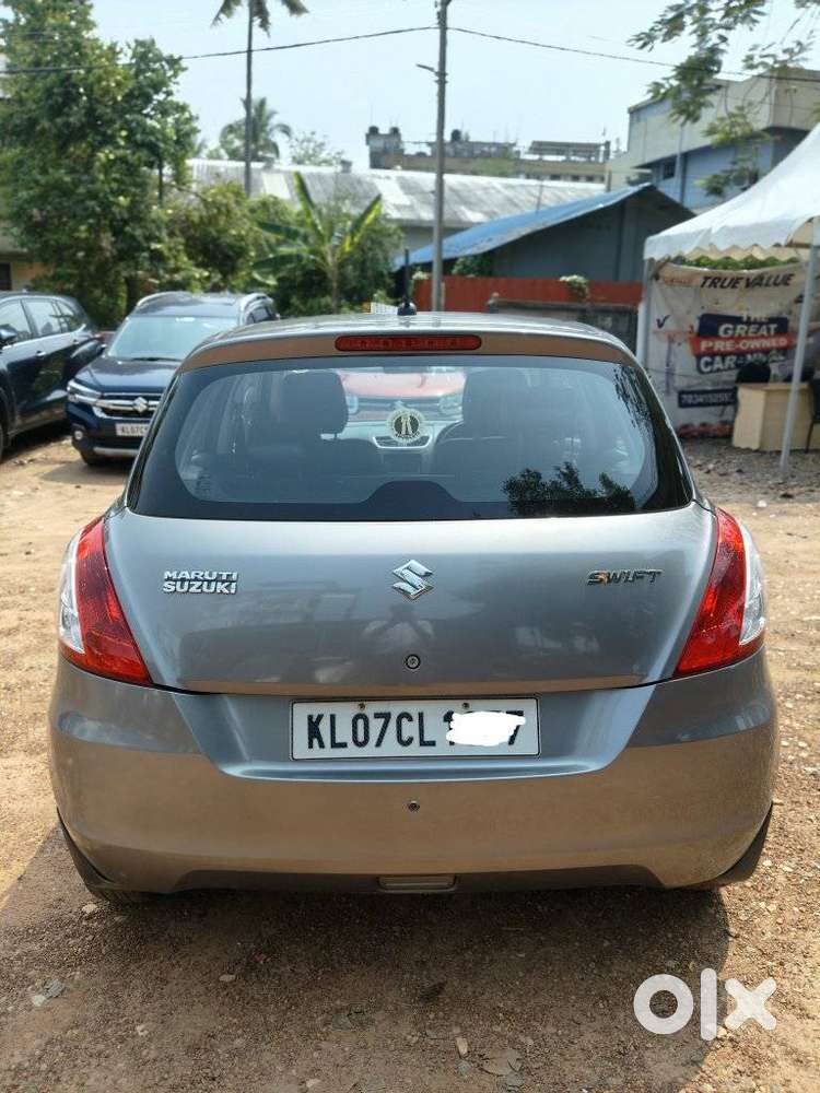 Maruti Suzuki Swift 1.2 Lxi (o), 2017, Petrol