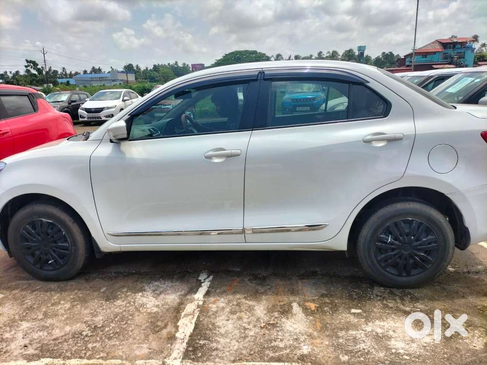 Maruti Suzuki Dzire, 2020, Petrol