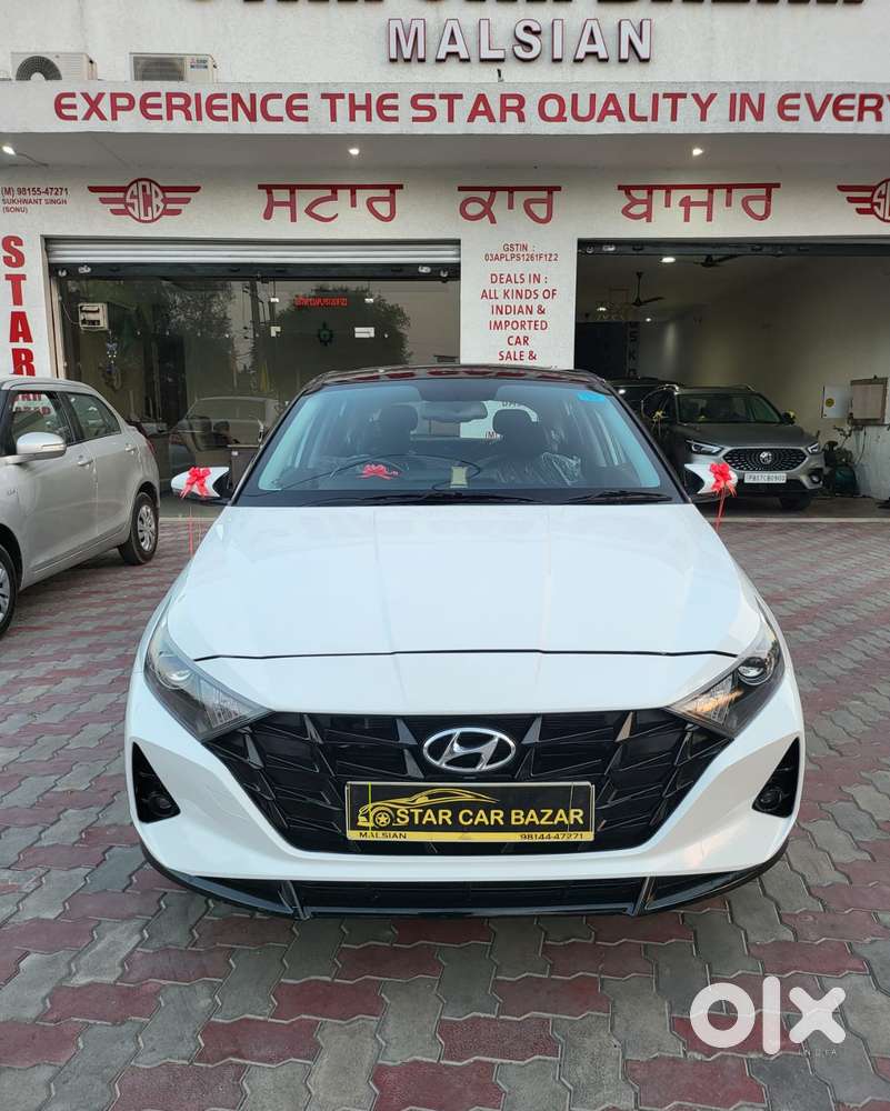 Hyundai I20 Asta (o) 1.2 Mt, 2023, Petrol