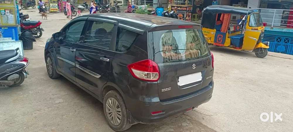 Maruti Ertiga Vdi Bsiv 2012, Granite Colour, Sedan, 7 Seater.