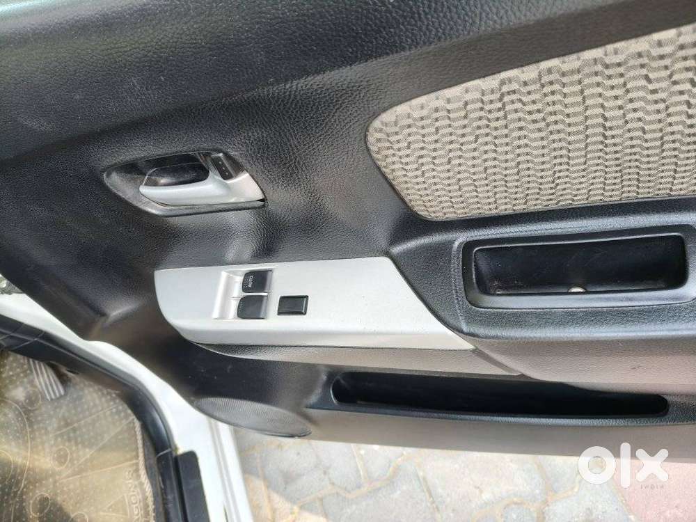 Maruti Suzuki Wagon R Lxi, 2015, Petrol