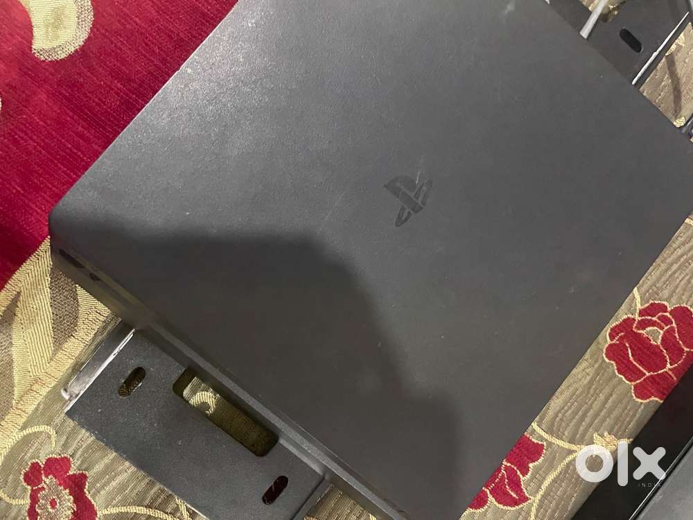 Ps4 slim 1tb