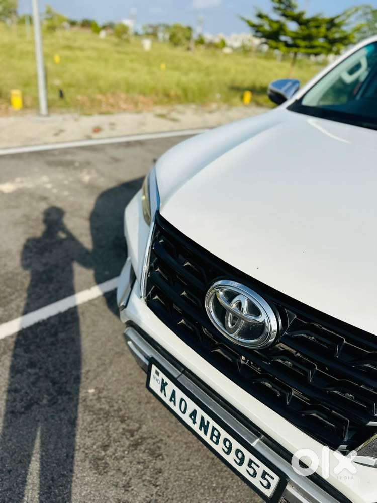 Toyota Fortuner 3.0 4x2 Automatic, 2023