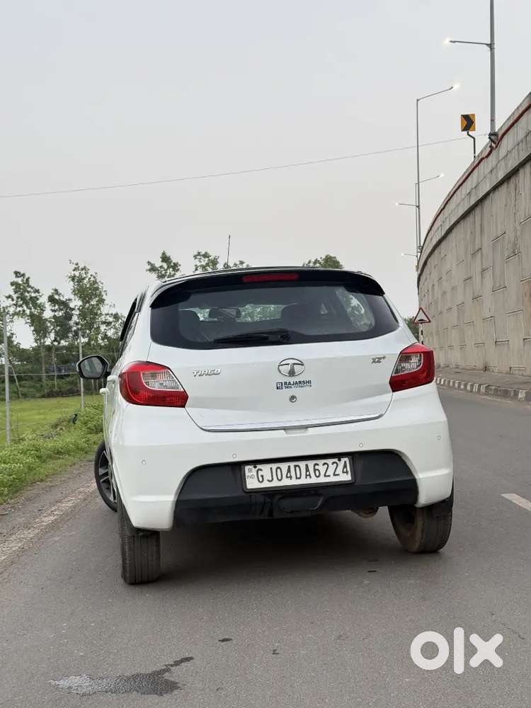 Tata Tiago Xz+ Top Model  December 2019
 
1st Owner