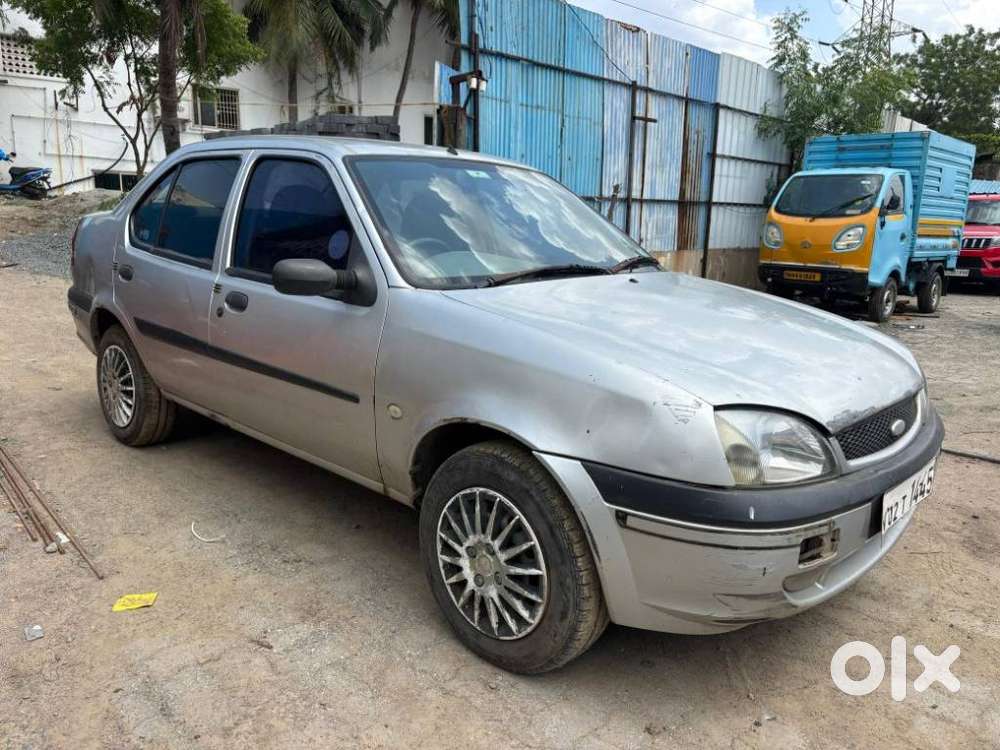 Ford Ikon 1.8 Zxi, 2004, Petrol