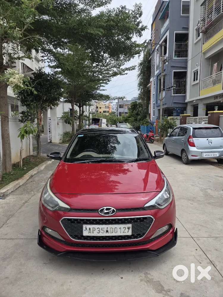 I20 With Seal Tyres And Good Milage Of 23 Kmol