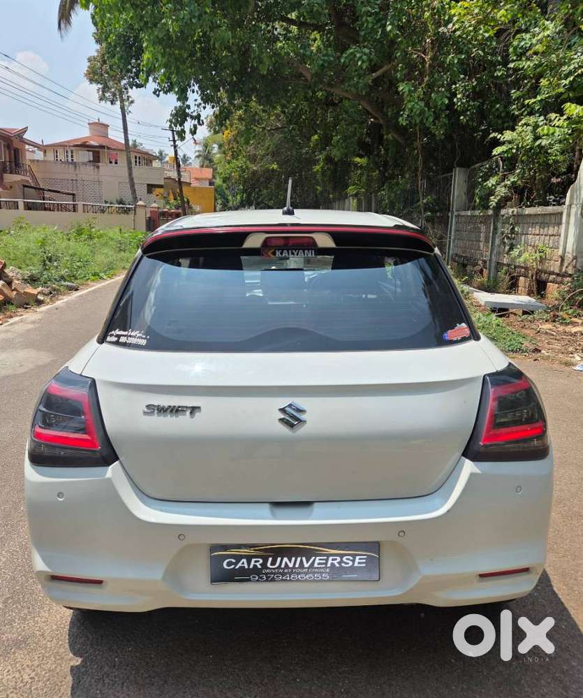 Maruti Suzuki Swift Vxi + Manual, 2024, Petrol