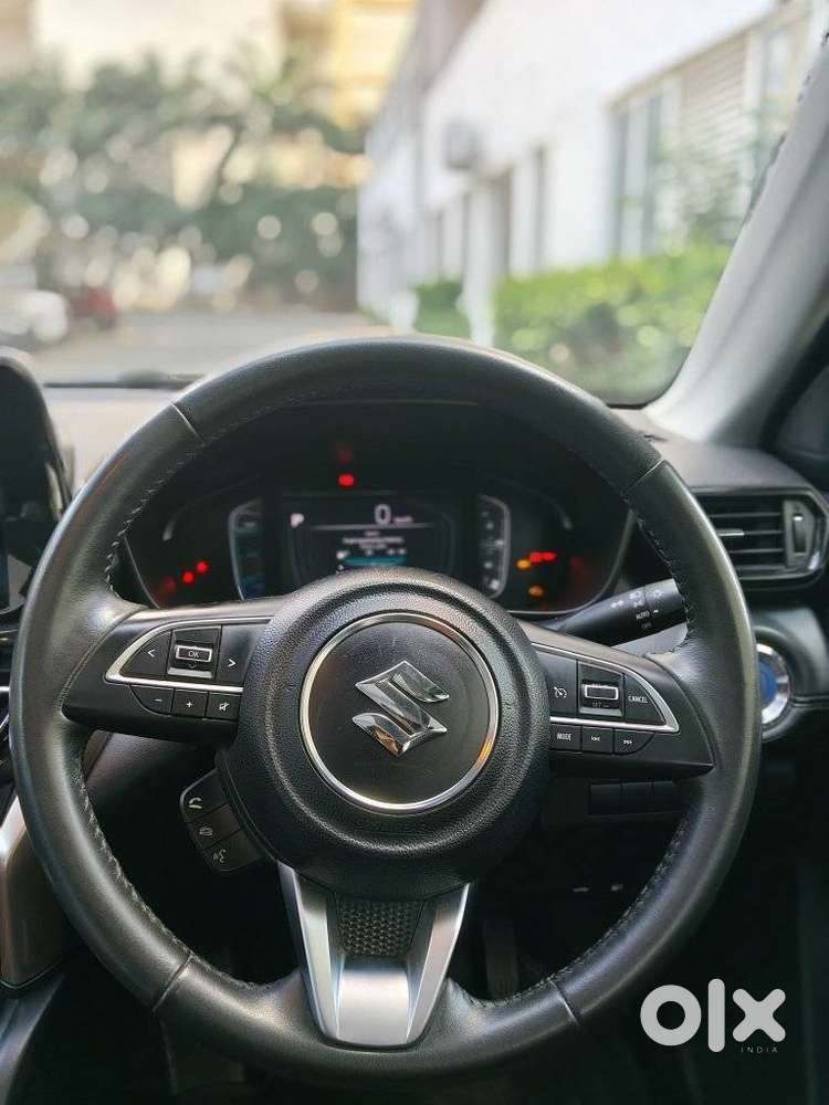 Maruti Suzuki Grand Vitara 1.5 Alpha Plus Intelligent Hybrid Ecvt, 2..