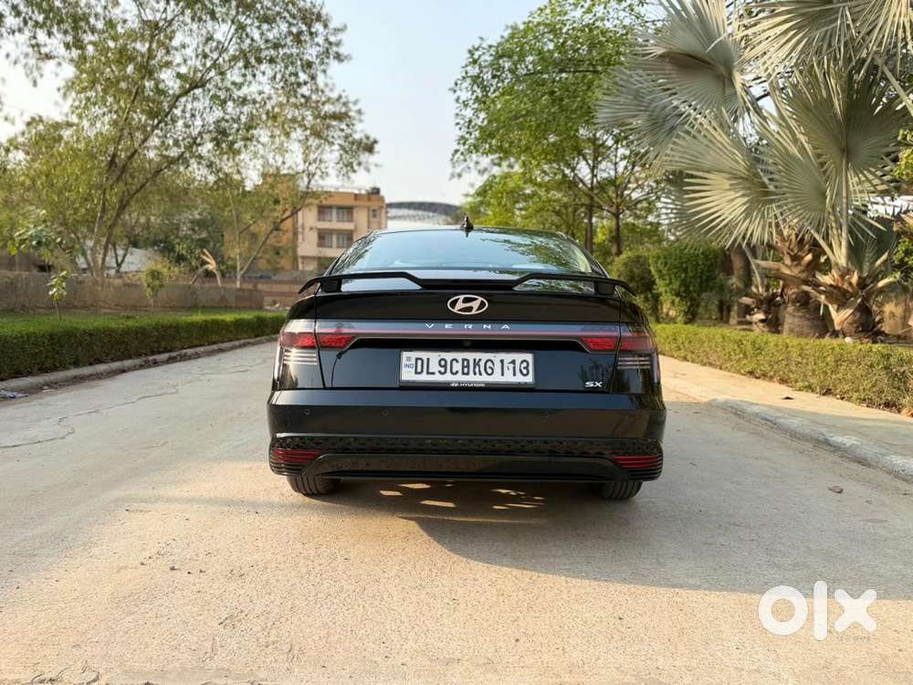 Hyundai Verna 1.5 Sx (o) Vtvt Ivt, 2025, Petrol