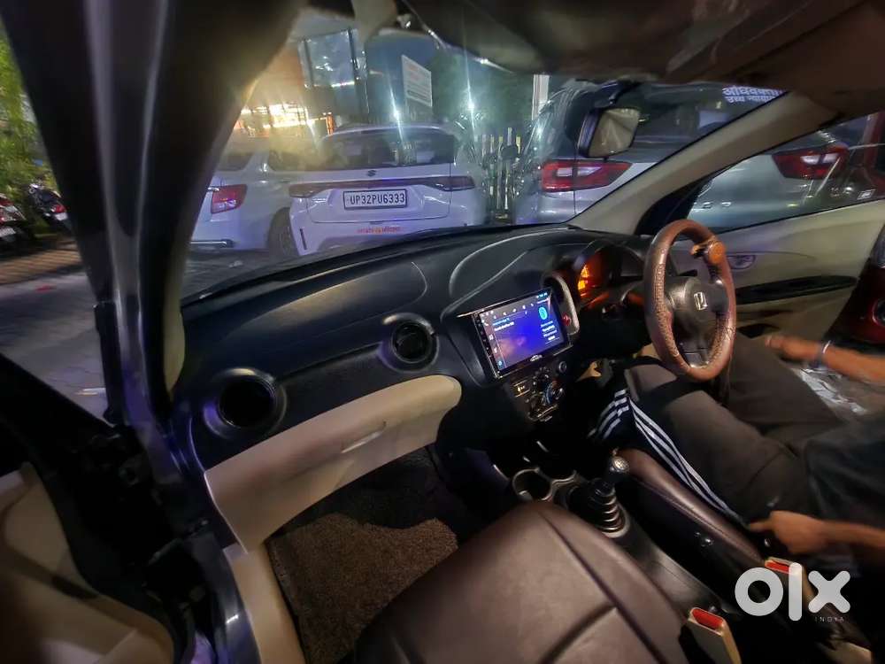 Honda Brio Petrol Mt 2015