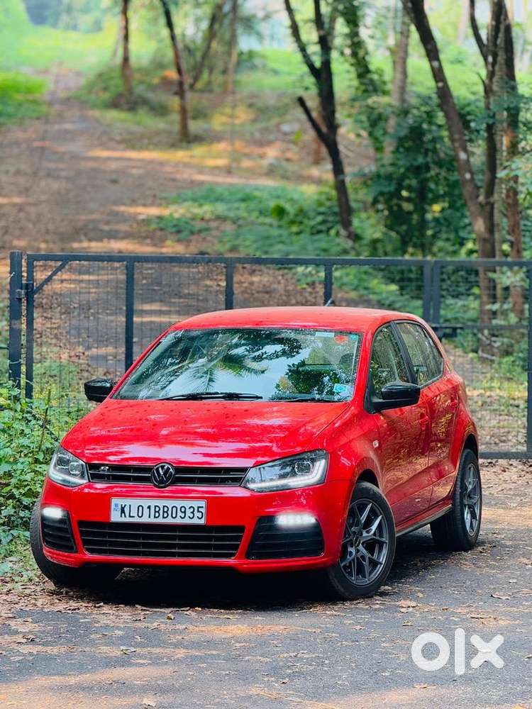 Volkswagen Car 2011 Petrol