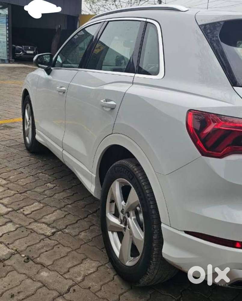 Audi Q3 40 Tfsi Premium Plus, 2024, Petrol