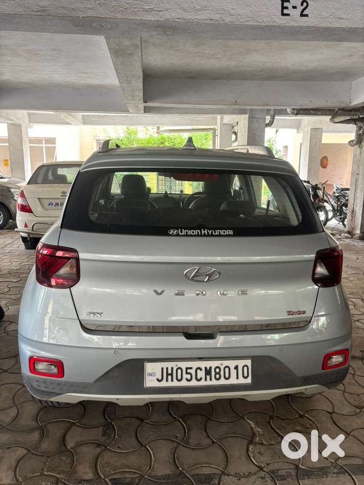 Hyundai Venue Petrol 2019