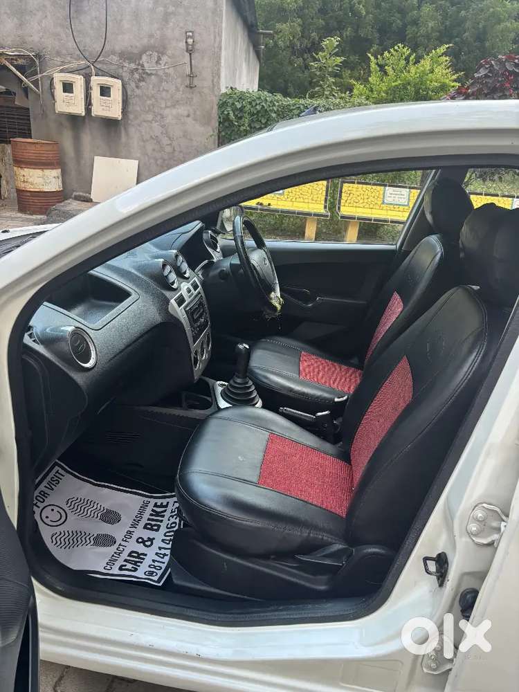 Female Used Tiptoo Running Powerful Car