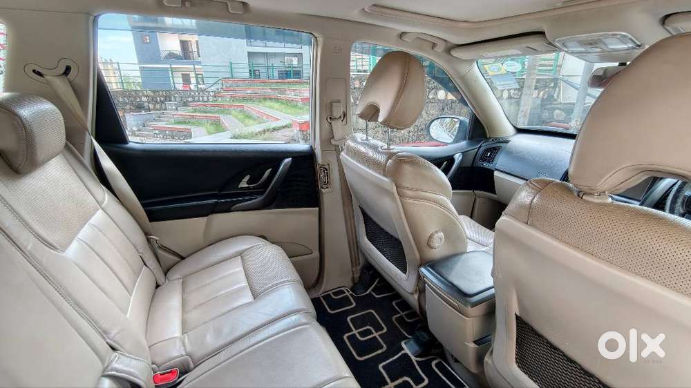 Mahindra Xuv500 Awd Top Model 2015 Diesel