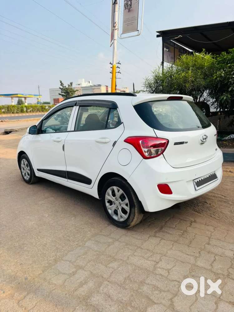 Hyundai Grand I10 1.2 Kappa Sportz Option, 2016, Petrol
