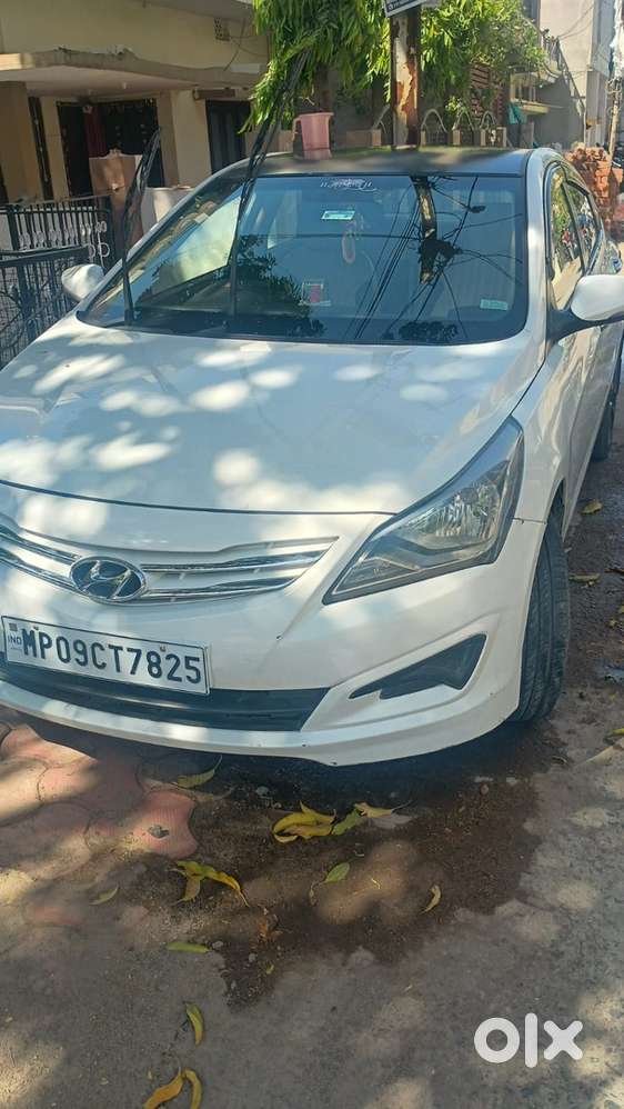 Hyundai Verna Fluidic 2016 Manual