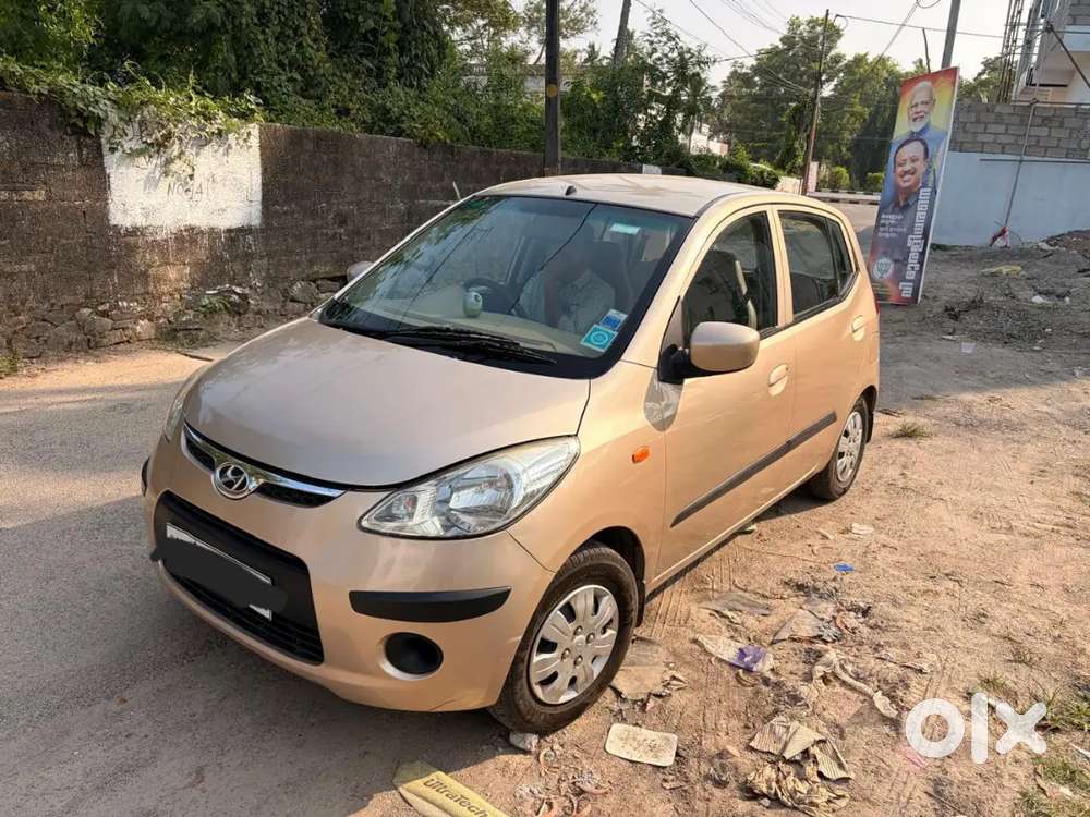 Hyundai I10 Champagne Gold [2009]