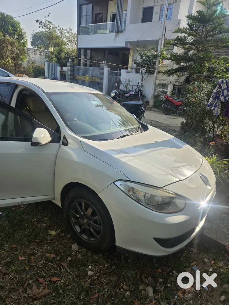 Renault Fluence 2013  Mode