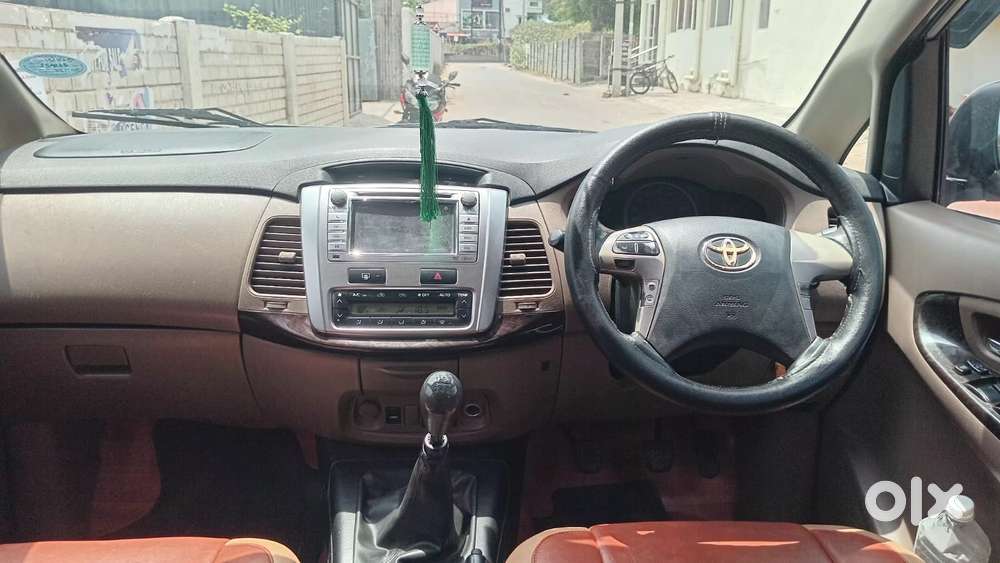 Toyota Innova 2.5 Vx 8 Str, 2015, Diesel