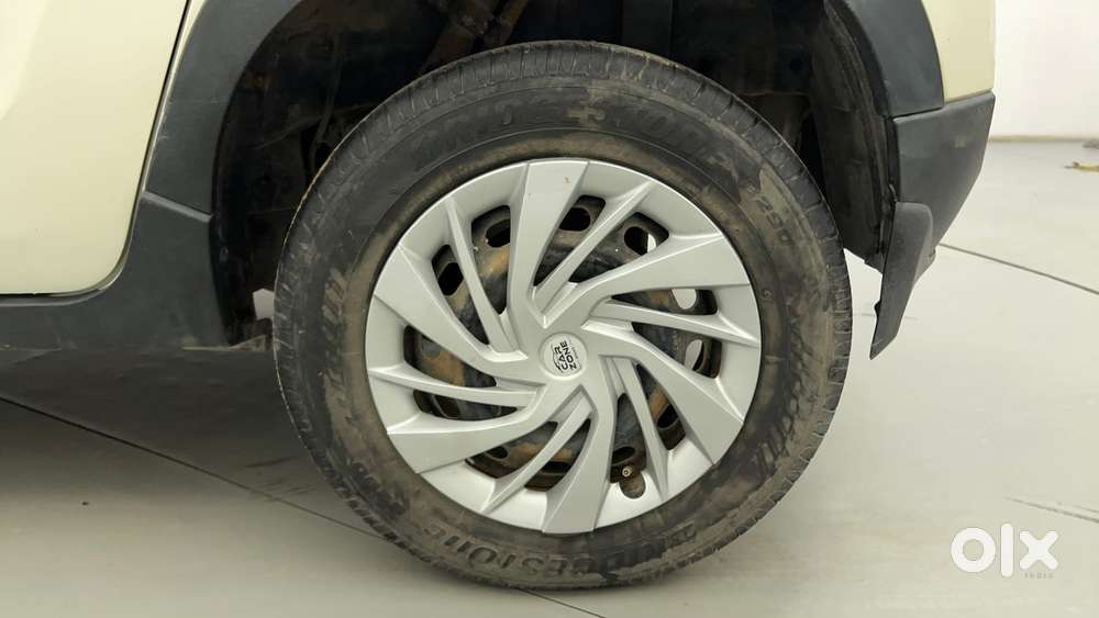 Mahindra Kuv 100 Mfalcon G80 K4 5str, 2016, Petrol