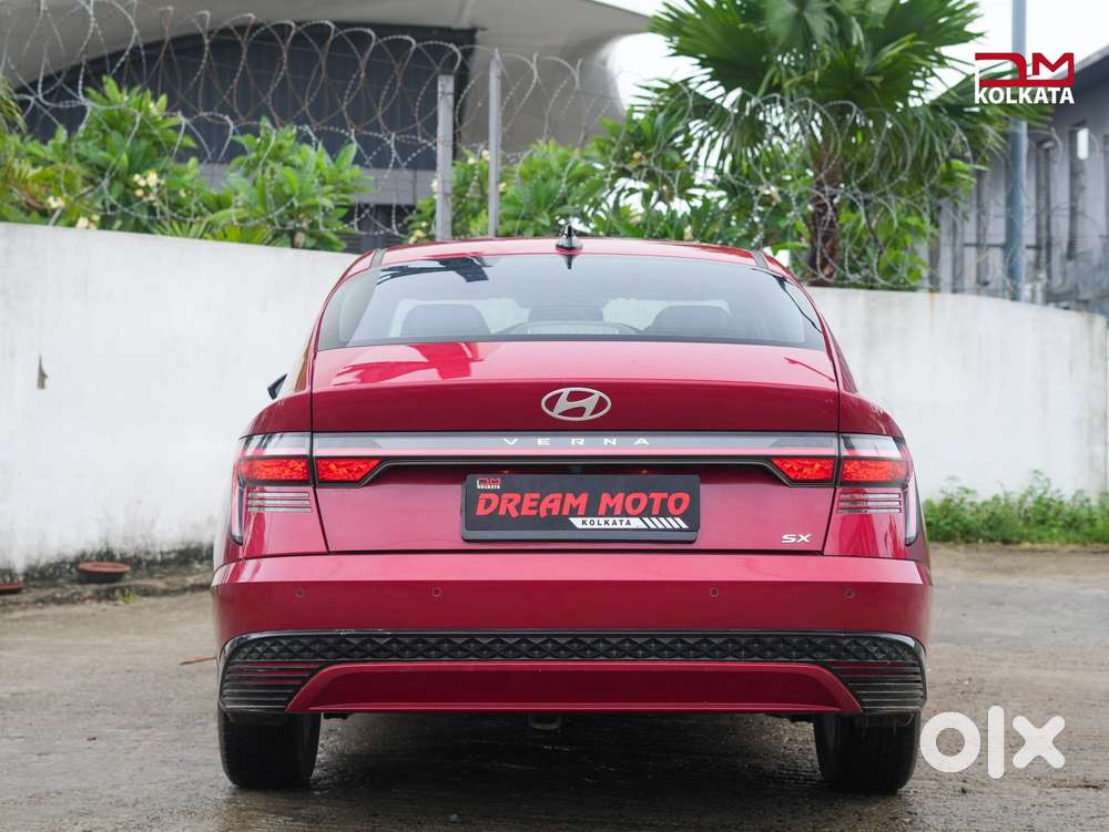 Hyundai Verna Sx 1.5 Petrol Ivt, 2024, Petrol