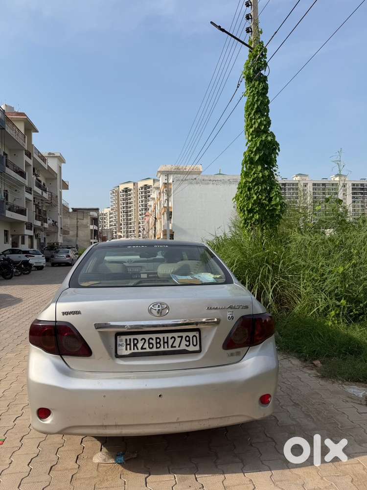 Toyota Corolla Altis Petrol 2031
