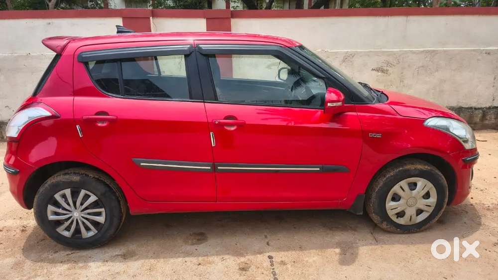 Maruti Suzuki Swift 2016 Diesel 100700 Km Driven