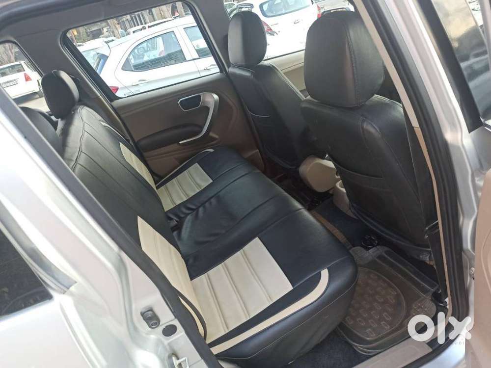 Mahindra Tuv 300 Mhawk100 T8, 2017, Diesel