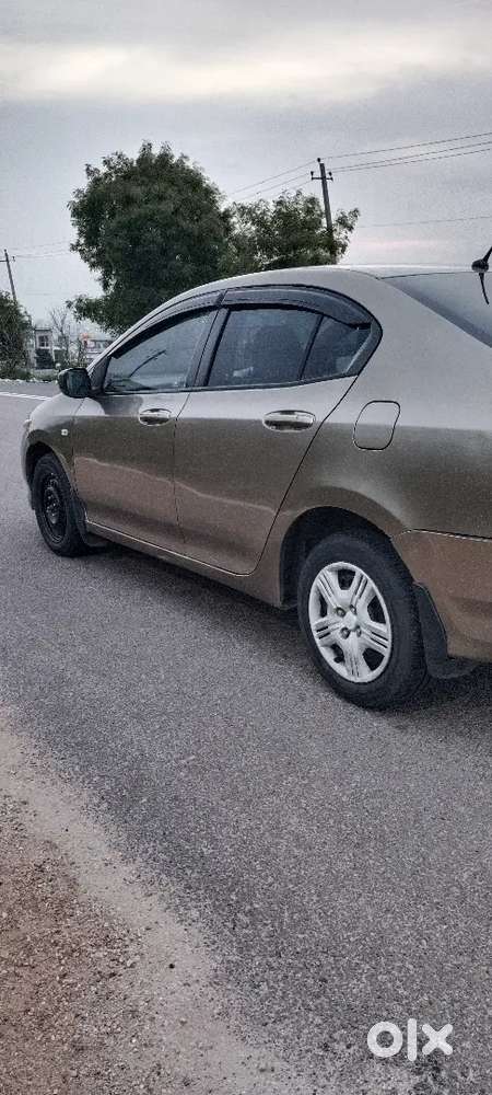 Honda City 4th Gen 2010