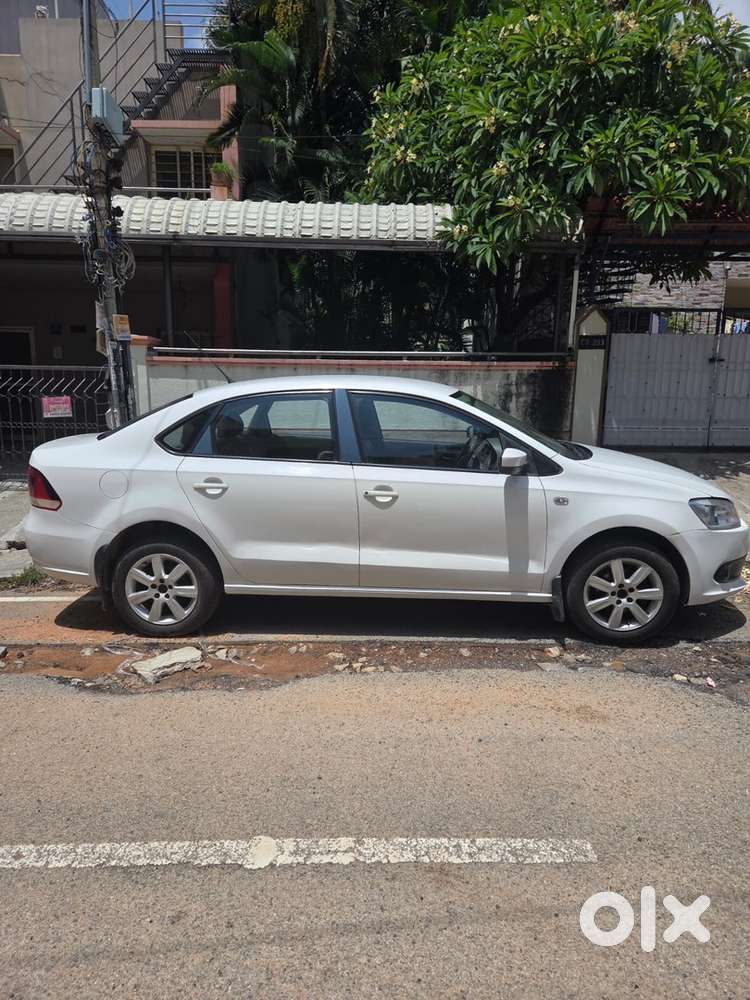 Volkswagen Vento Petrol 2012 Automatic