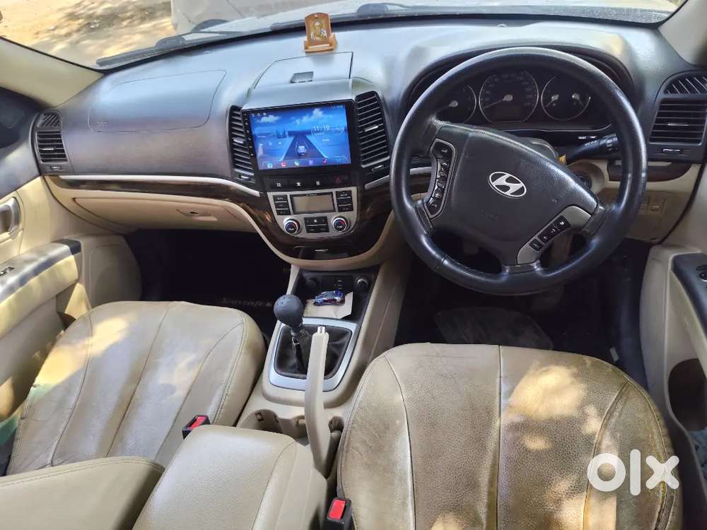 Hyundai Santa Fe 2013 Diesel 82000 Km Driven