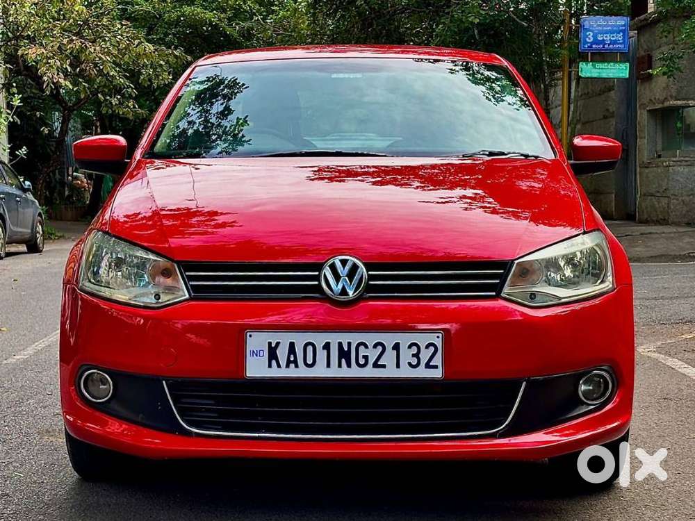 Volkswagen Vento 2010-2013 Petrol Highline, 2012, Petrol