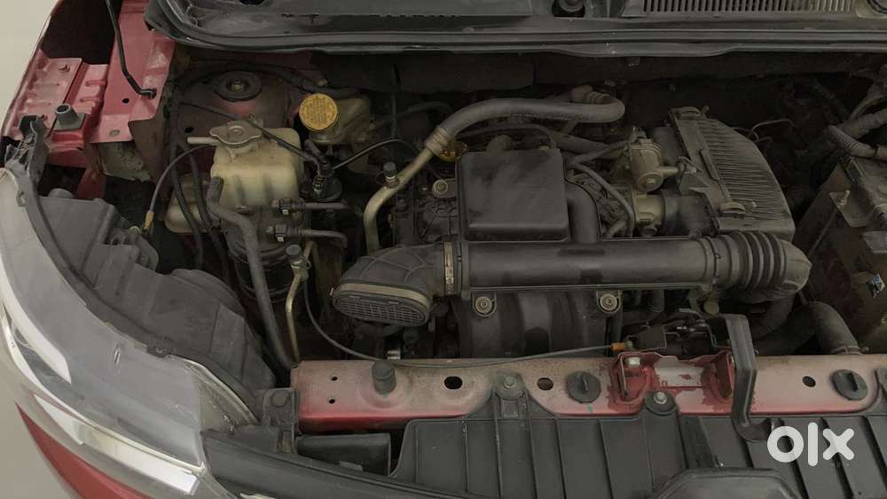 Renault Triber Rxz, 2021, Petrol