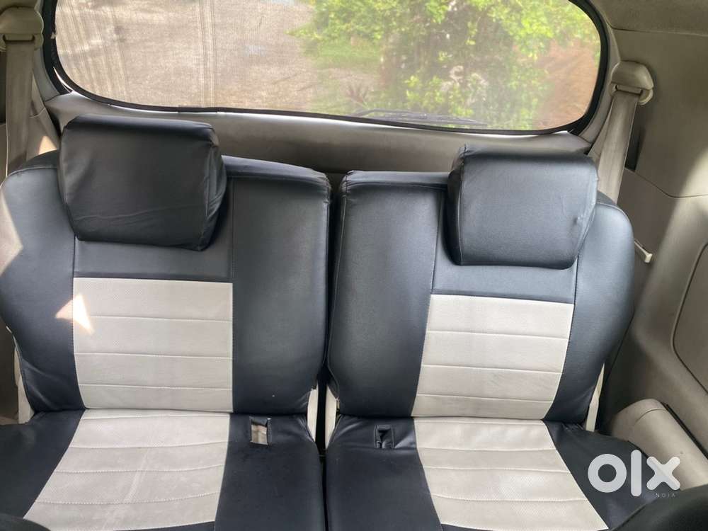 Toyota Innova Diesel 2011