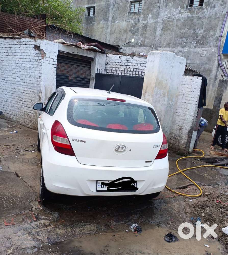 Hyundai I20 Magna Petrol 2009 Model