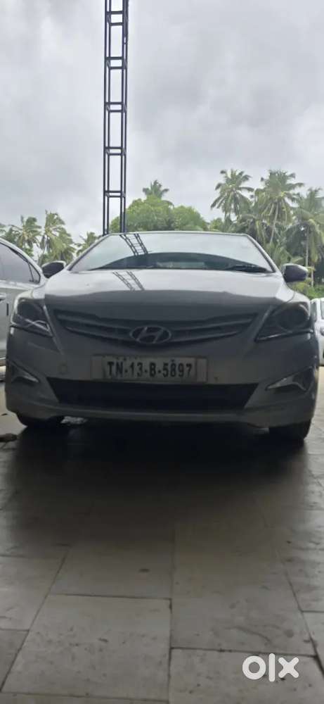 Hyundai Fluidic Verna 2015 Petrol 88000 Km Driven