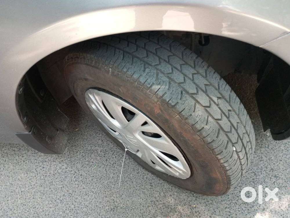 Maruti Suzuki Swift Vxi Abs Bsiv, 2016, Petrol