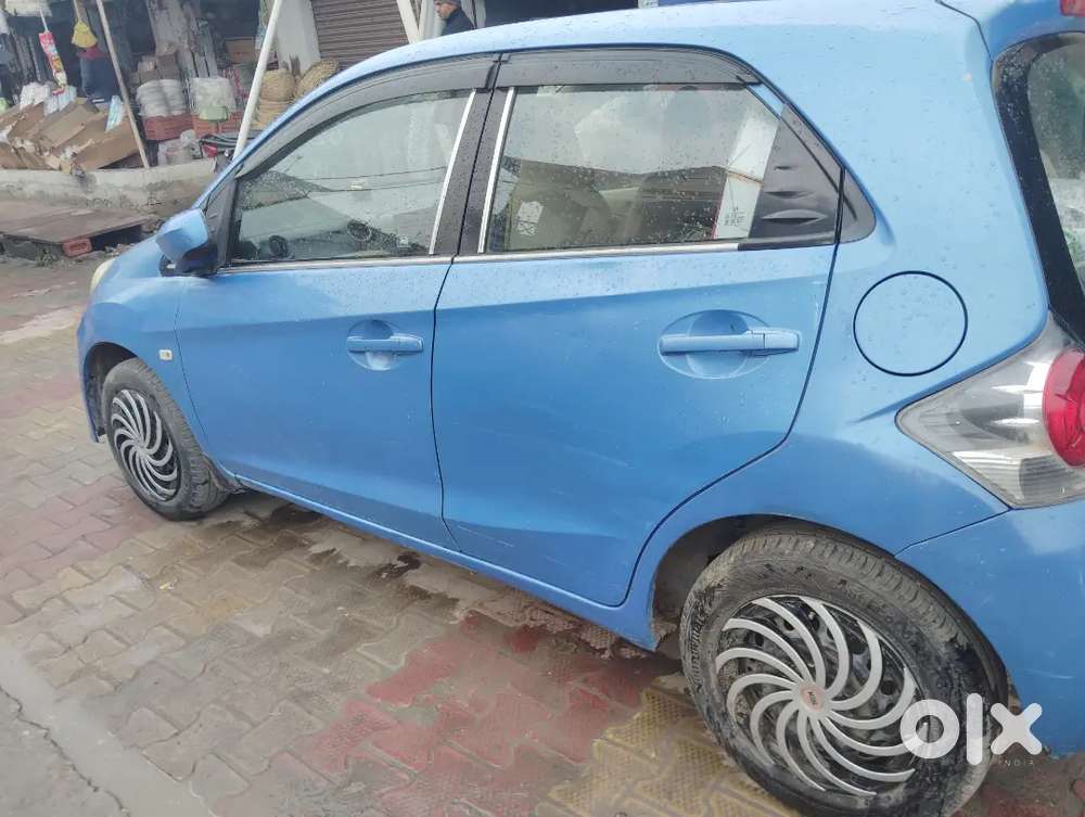 Honda Brio 2013 Petrol Well Maintained