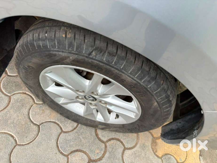 Toyota Innova Crysta 2.8 Gx At, 2017, Diesel