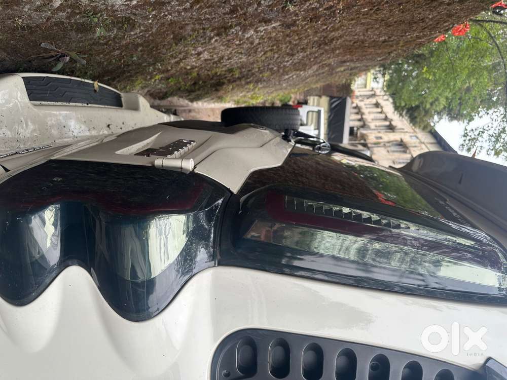 Scorpio S10