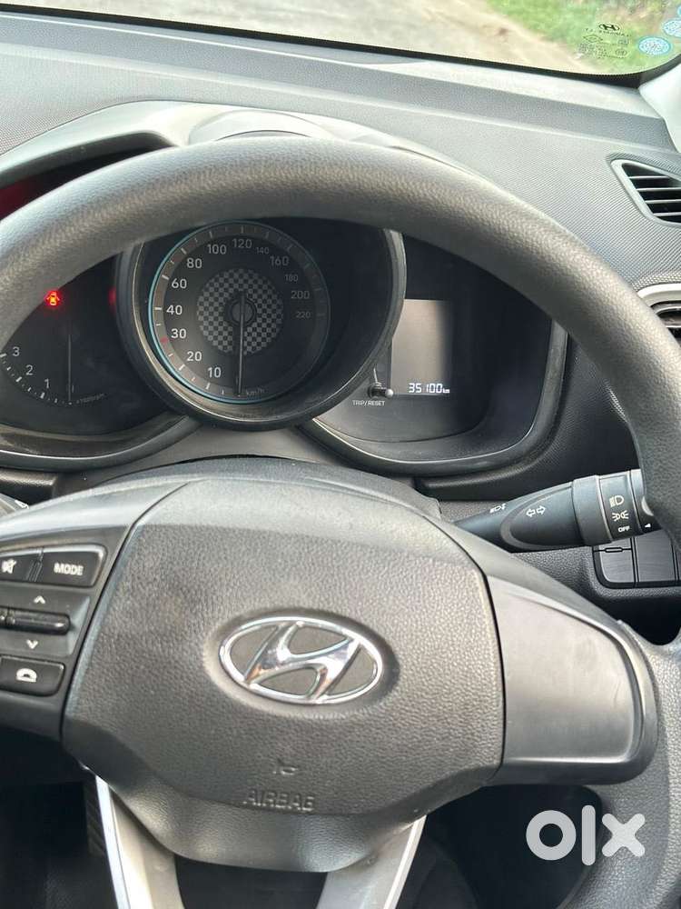 Hyundai Venue S 1.2 Petrol, 2020, Petrol