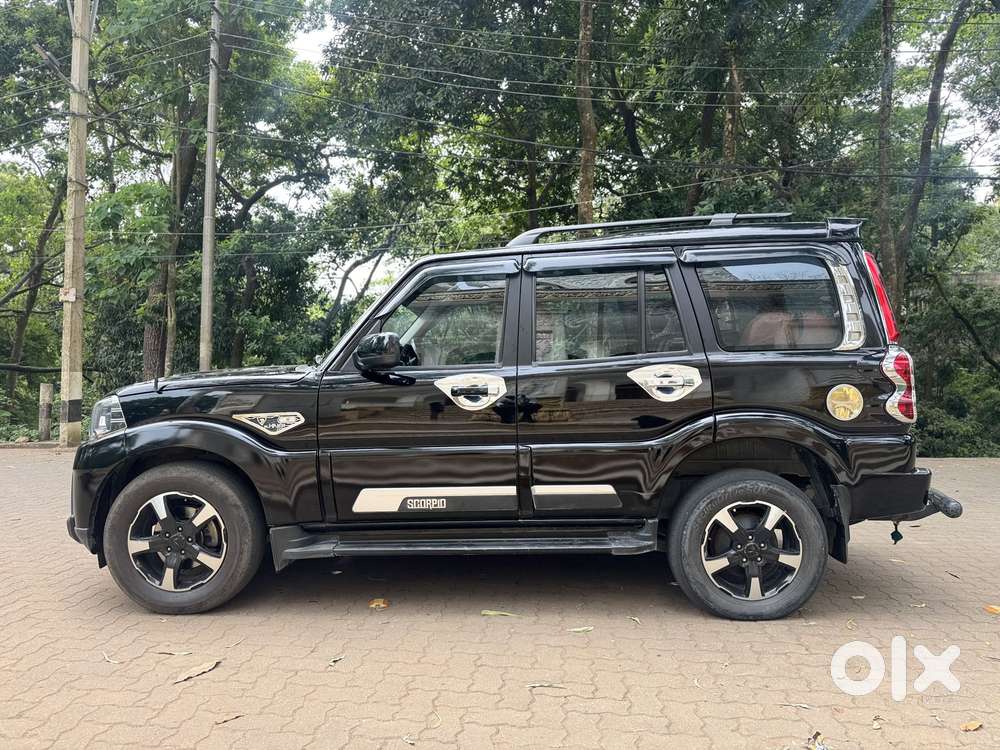 Mahindra Scorpio Classic 2.2 S 11 Mt 7 Str, 2024, Diesel