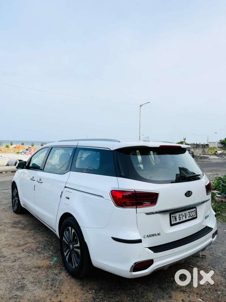 Kia Carnival Prestige, 2021, Diesel